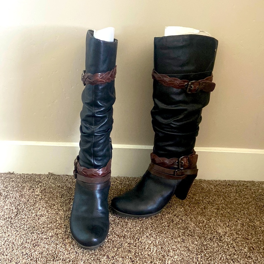 Pikolinos Verona Tall Buckle Black Boots